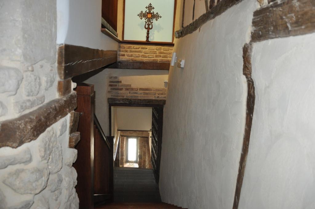 Emebed Posada Castrojeriz Exteriör bild